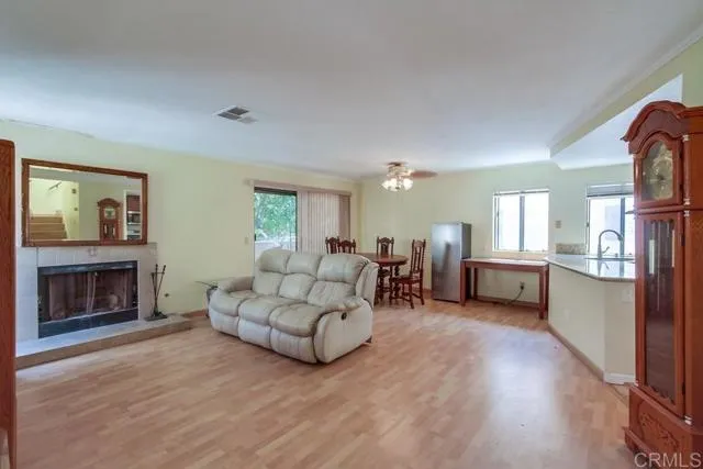 Photo #6: PTP2405177 Listing 