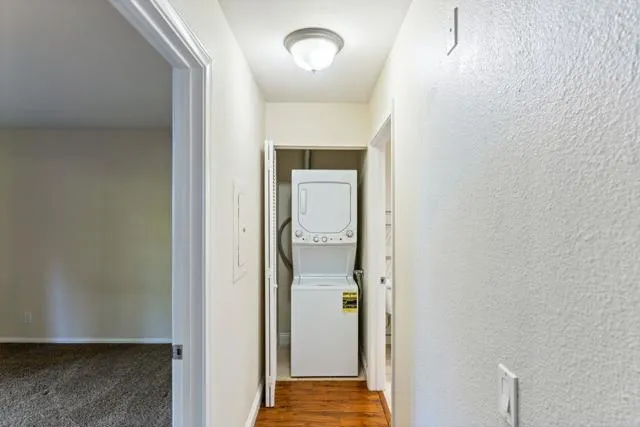 https://cdn.realtyfeed.com/cdn/0/306265415/fc14da0ca8d2bd798374ece462d27abb.webp