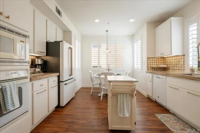 https://cdn.realtyfeed.com/cdn/0/306267863/4650156155b4b2670c5ec86726de207d.webp
