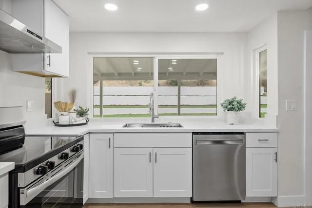 https://cdn.realtyfeed.com/cdn/0/306269402/95db24a7ac94675019dd6fd589904789.webp