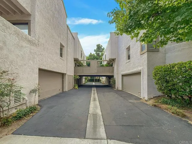 https://cdn.realtyfeed.com/cdn/0/306270447/69ca1017b2c0fe970fd3fac6b56ee349.webp