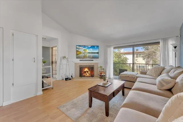 Photo #5: NDP2408646 Listing 