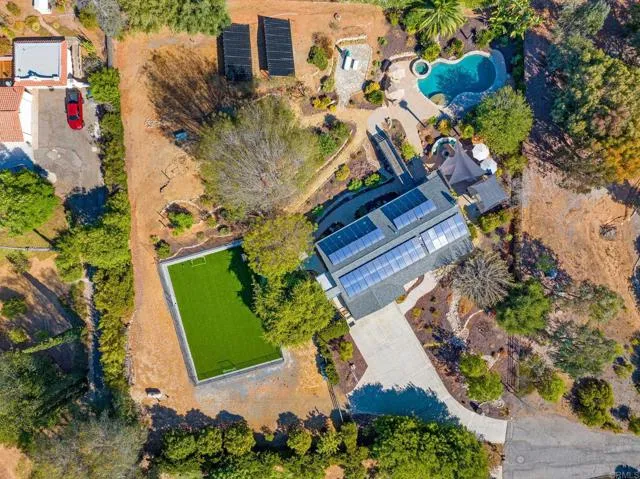 https://cdn.realtyfeed.com/cdn/0/306283849/afbbe58144060583dd832edc89c48387.webp