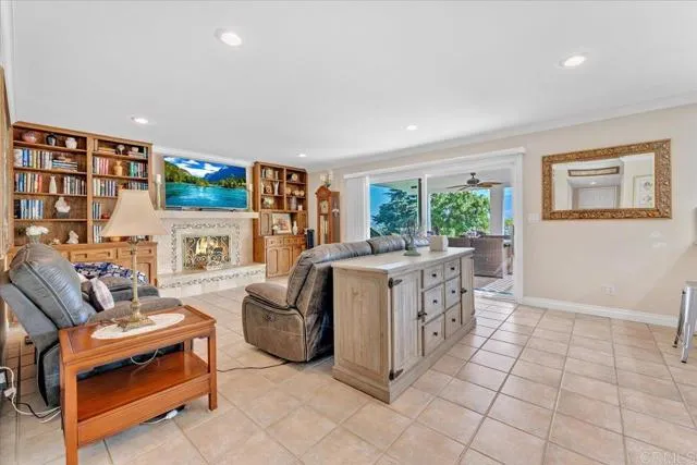 https://cdn.realtyfeed.com/cdn/0/306294184/1a8afa27f58b58f0e805c31633c76c22.webp