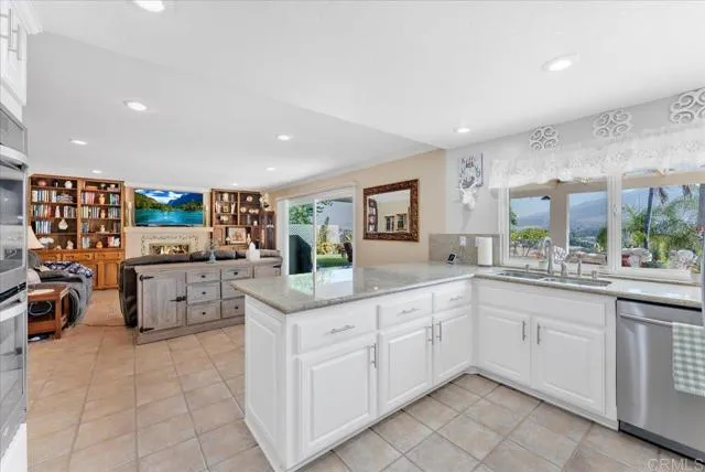 https://cdn.realtyfeed.com/cdn/0/306294184/b531cb4fceec37f0ae5a5069277b0223.webp