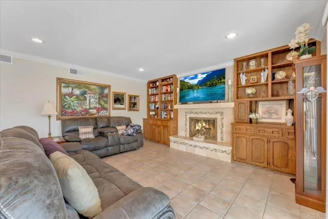 https://cdn.realtyfeed.com/cdn/0/306294184/d7af22dfd4924794fd904b1a02fb8a92.webp