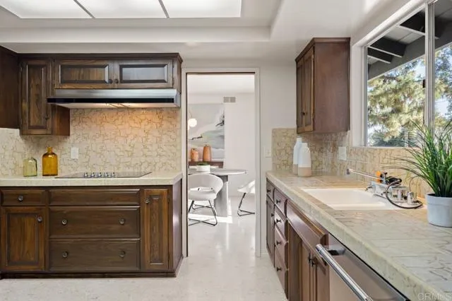 https://cdn.realtyfeed.com/cdn/0/306295098/53d0d661799801bf57f36730c205b884.webp