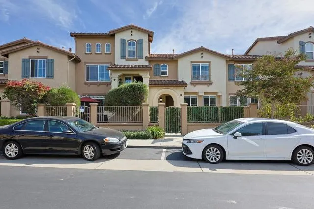 Photo #2: PTP2406696 Listing 