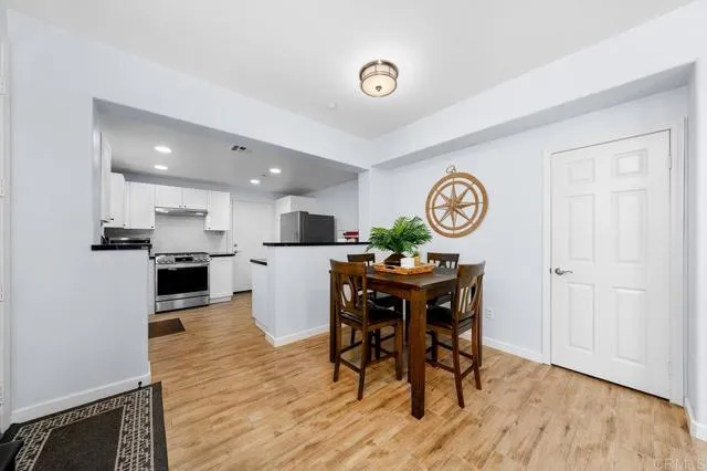 Photo #5: PTP2406769 Listing 