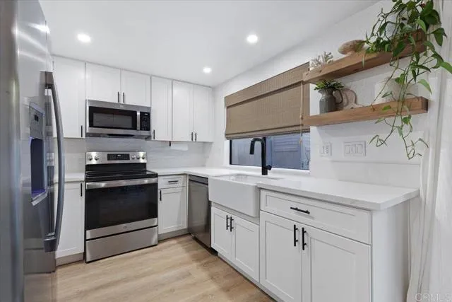 Photo #2: PTP2407135 Listing 