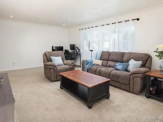 https://cdn.realtyfeed.com/cdn/0/306318749/cb1d1227c14f8a144d961f2cab9b763d.webp