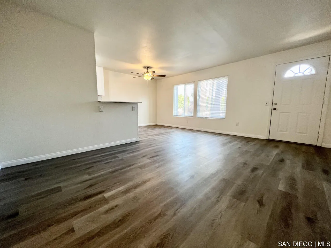 Photo #4: SDC0000888 Listing 