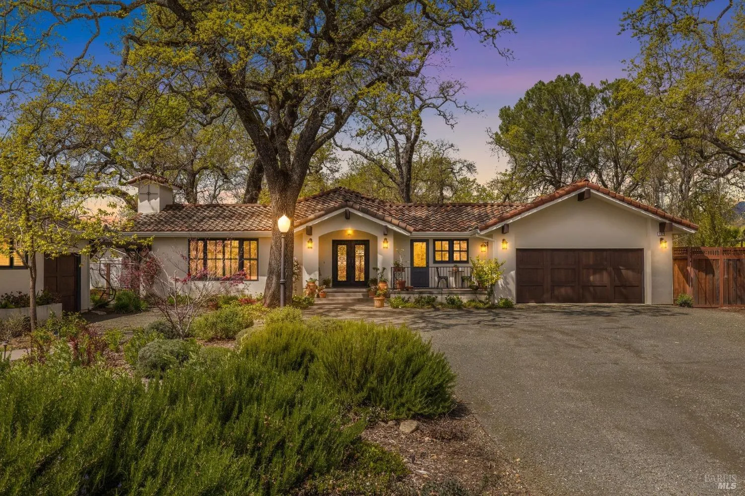 1929 Mora Avenue - 4bd/4ba, 2,842 sqft - in Calistoga, CA