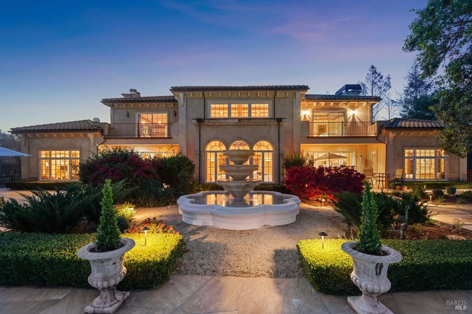 2900 Spring Mountain Road - 5bd/6ba, 9,600 sqft - in St. Helena, CA