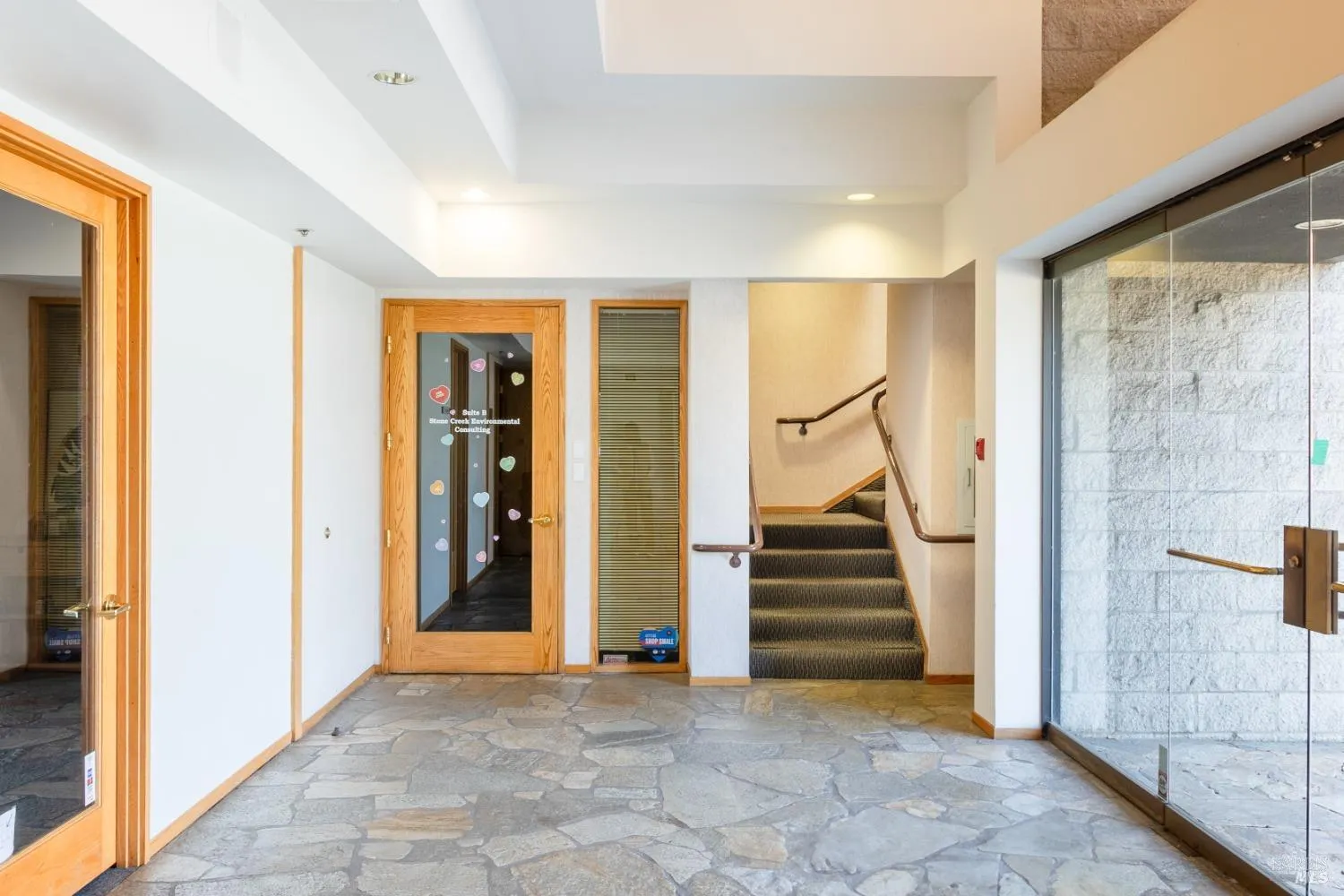 8733 Lakewood Drive - Photo 6