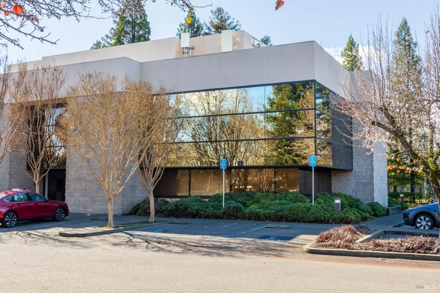 8733 Lakewood Drive - Photo 3