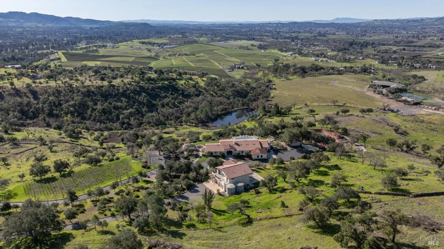 2300 Old Soda Springs Road - 6bd/9ba, 6,370 sqft - in Napa, CA