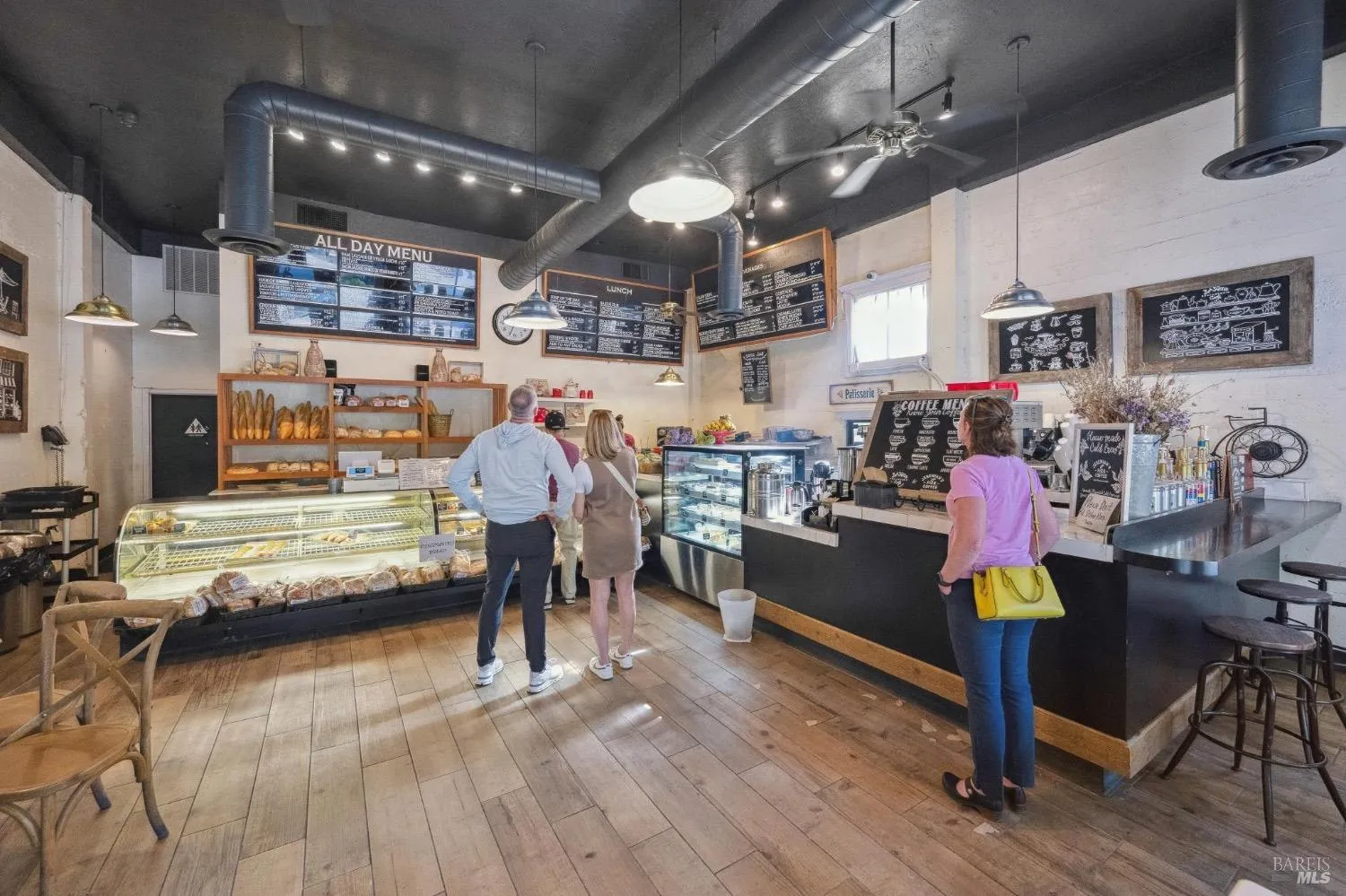 464 1st E Street - Photo 6