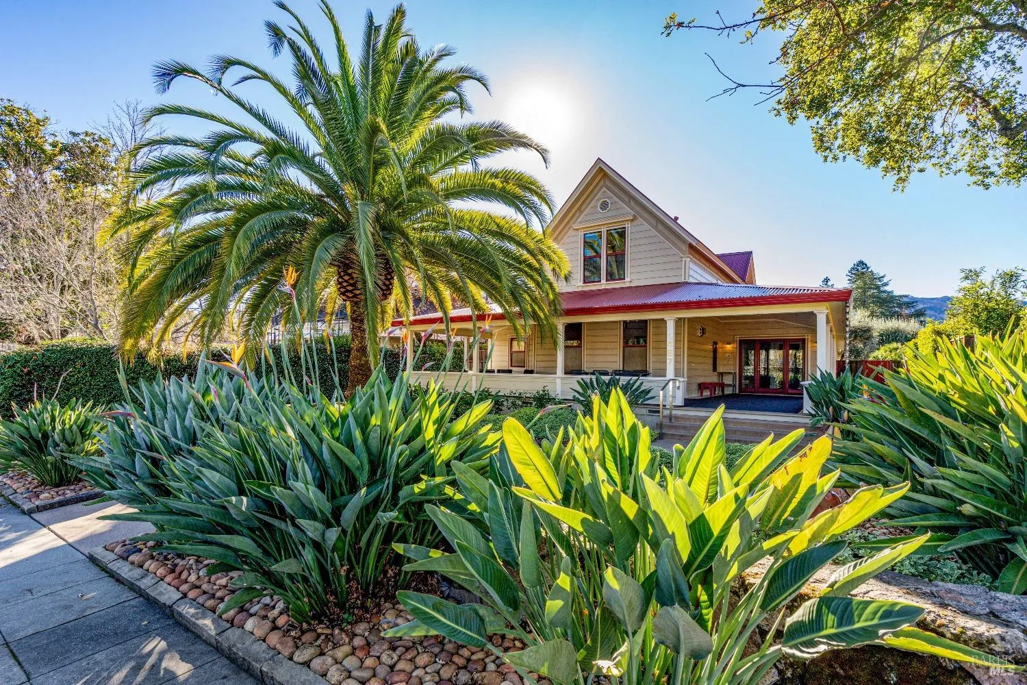 1467 Kearney Street - 4bd/4ba, 3,395 sqft - in St. Helena, CA