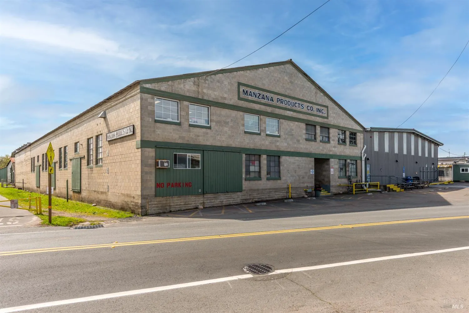 9141 Green Valley Road - in Sebastopol, CA