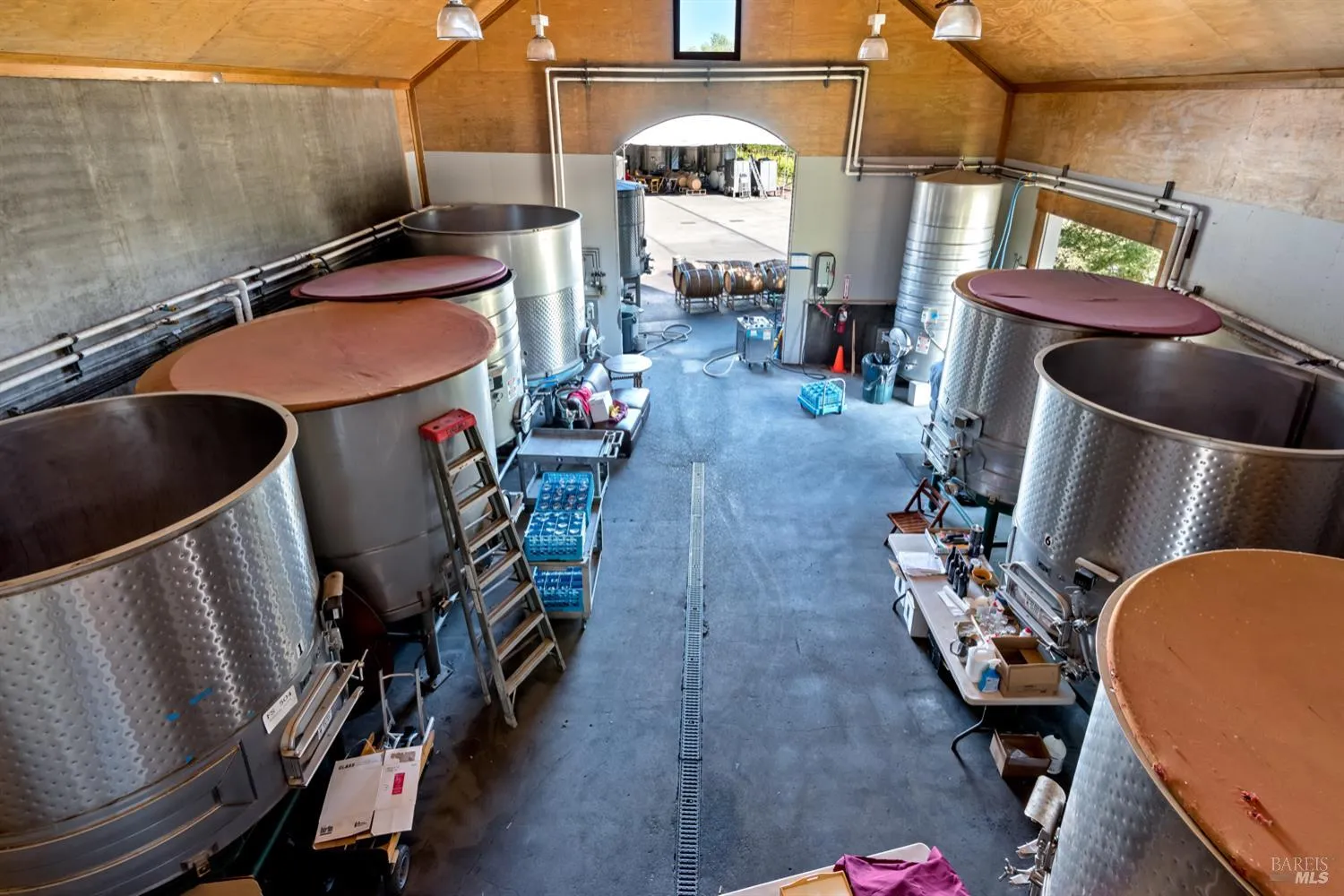 10200 Ca-12 Highway - in Kenwood, CA