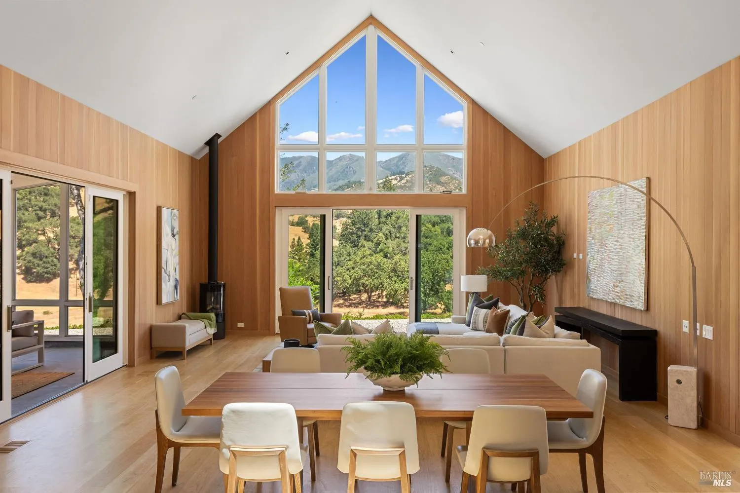 18907 State Highway 128 - 4bd/4ba, 3,903 sqft - in Calistoga, CA