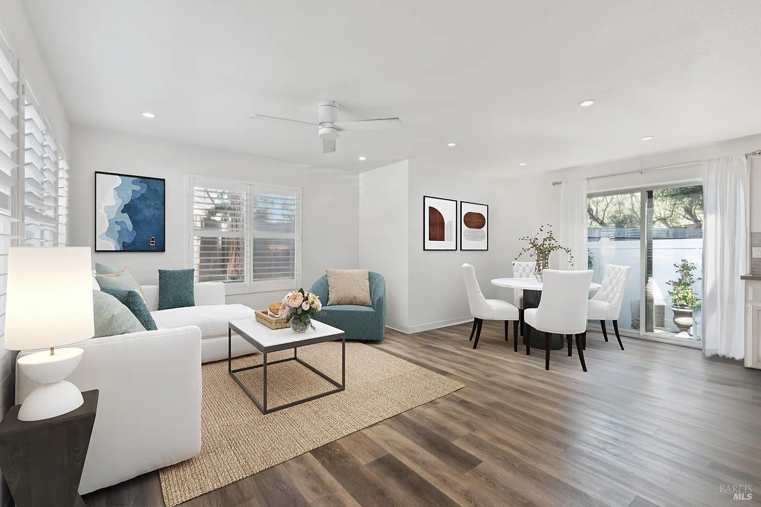 8 Burgundy Way - 4bd/4ba, 2,032 sqft - in Yountville, CA