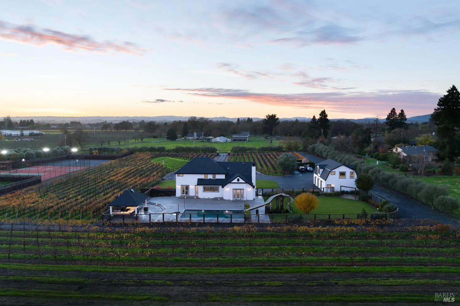 1626 Abramson Road - 4bd/4ba, 4,797 sqft - in Santa Rosa, CA