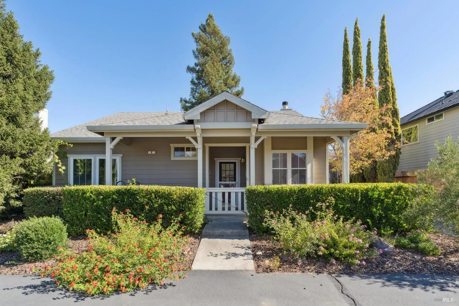 6 Jasmine Street - 3bd/2ba, 1,204 sqft - in Yountville, CA