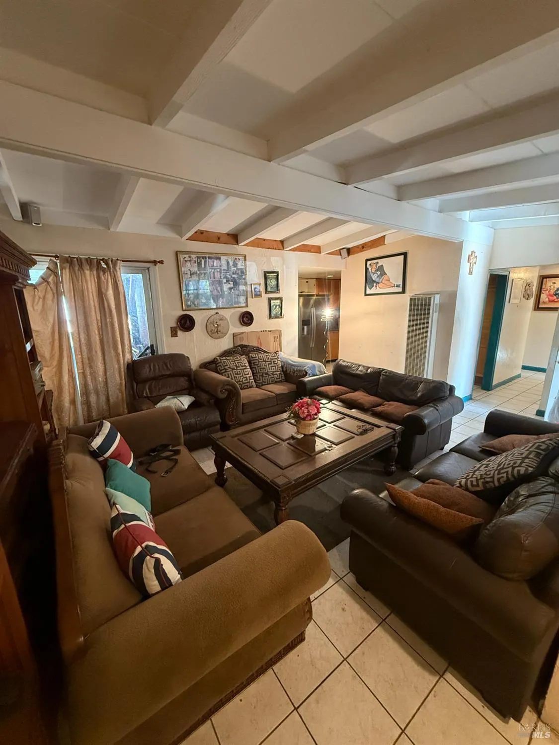 14 Joan Drive - 3bd/2ba, 1,485 sqft - in American Canyon, CA