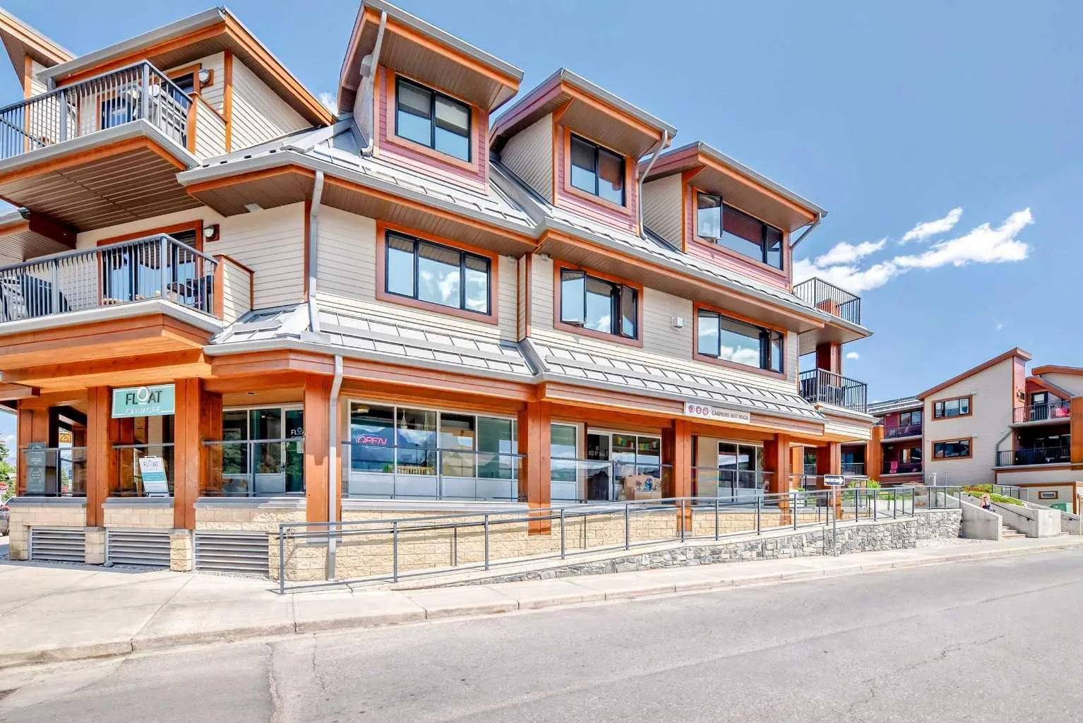 1002 8th Avenue Unit 311, Canmore