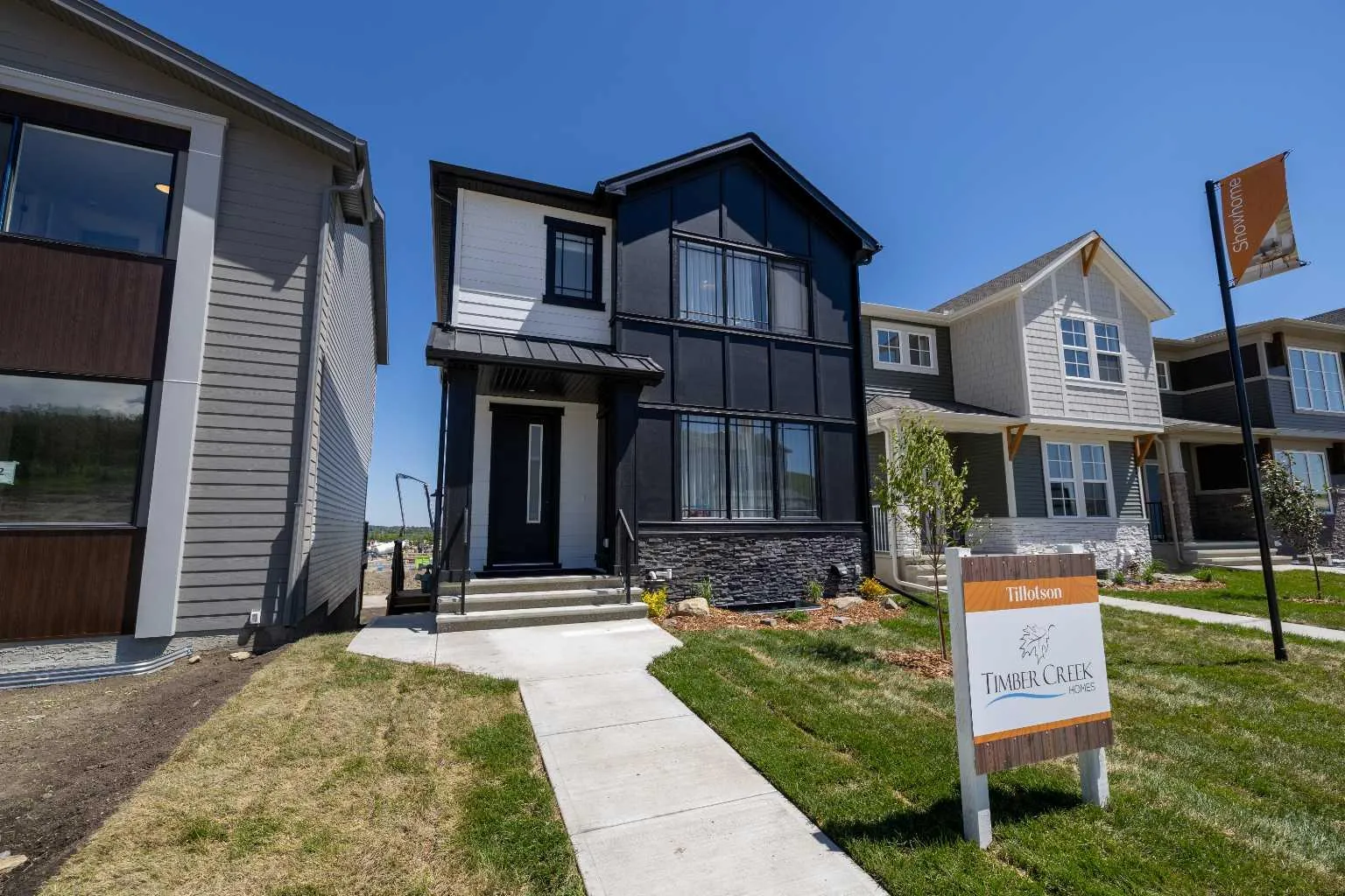 14 Tillotson Downs, Okotoks
