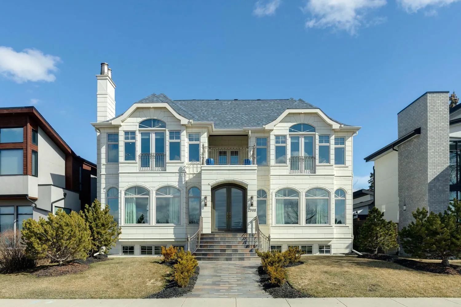 2908 Toronto Nw Crescent, Calgary