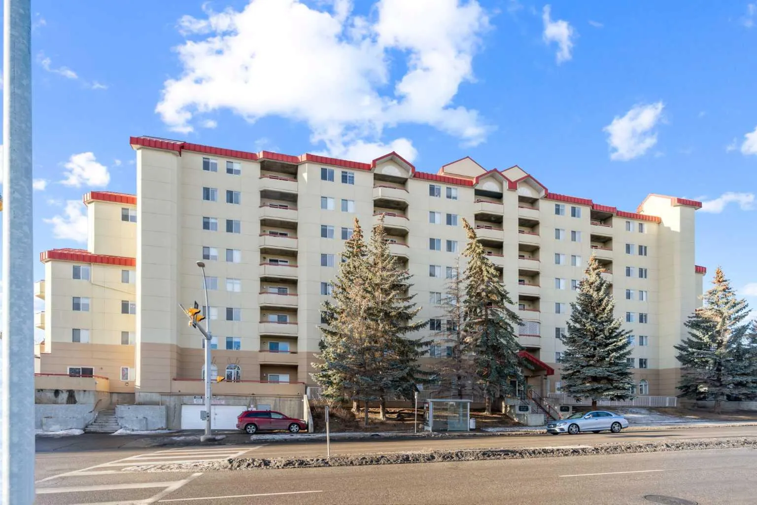 2011 University Nw Drive Unit 103, Calgary