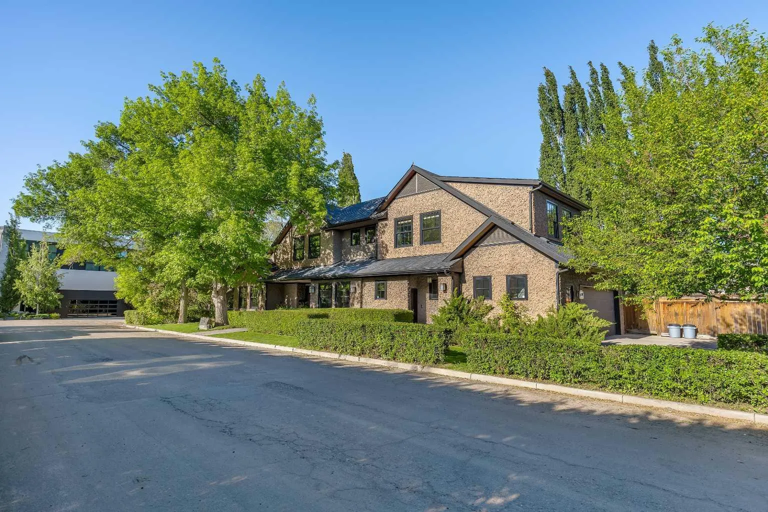 239 37 Sw Avenue, Calgary