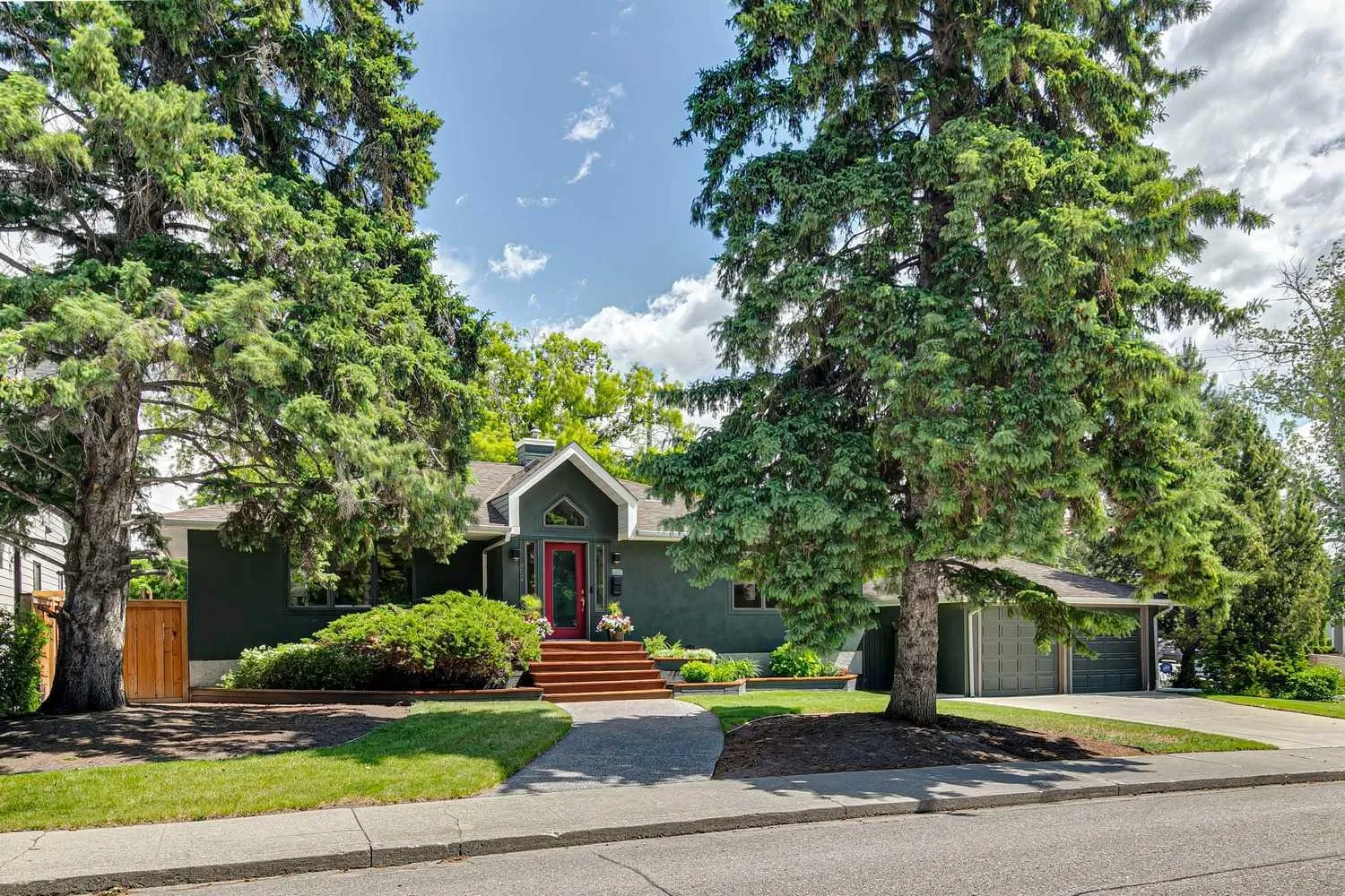 402 Brunswick Sw Avenue, Calgary