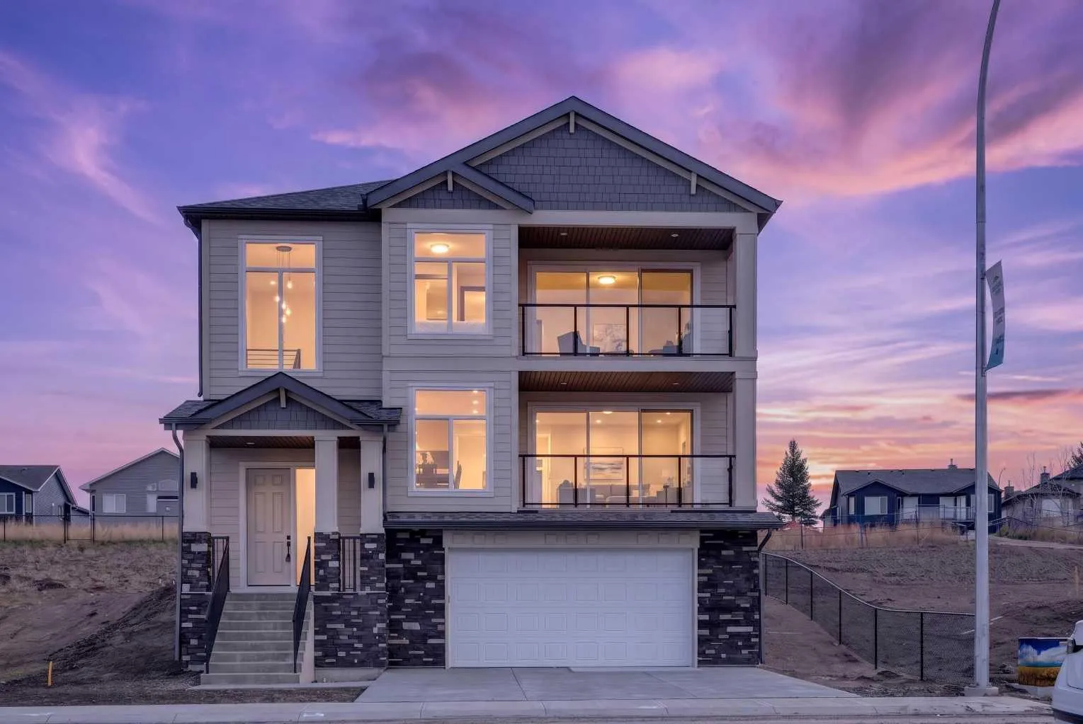 420 Lakewood Drive, Strathmore