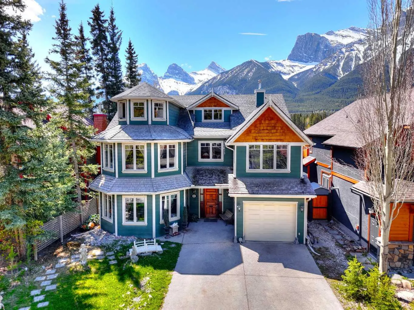 533 1st Street, Canmore
