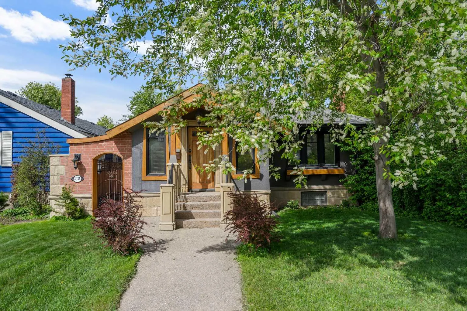 3035 4 Sw Street, Calgary