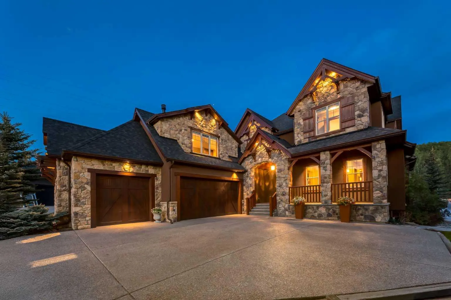 250 Crestridge Sw Place, Calgary