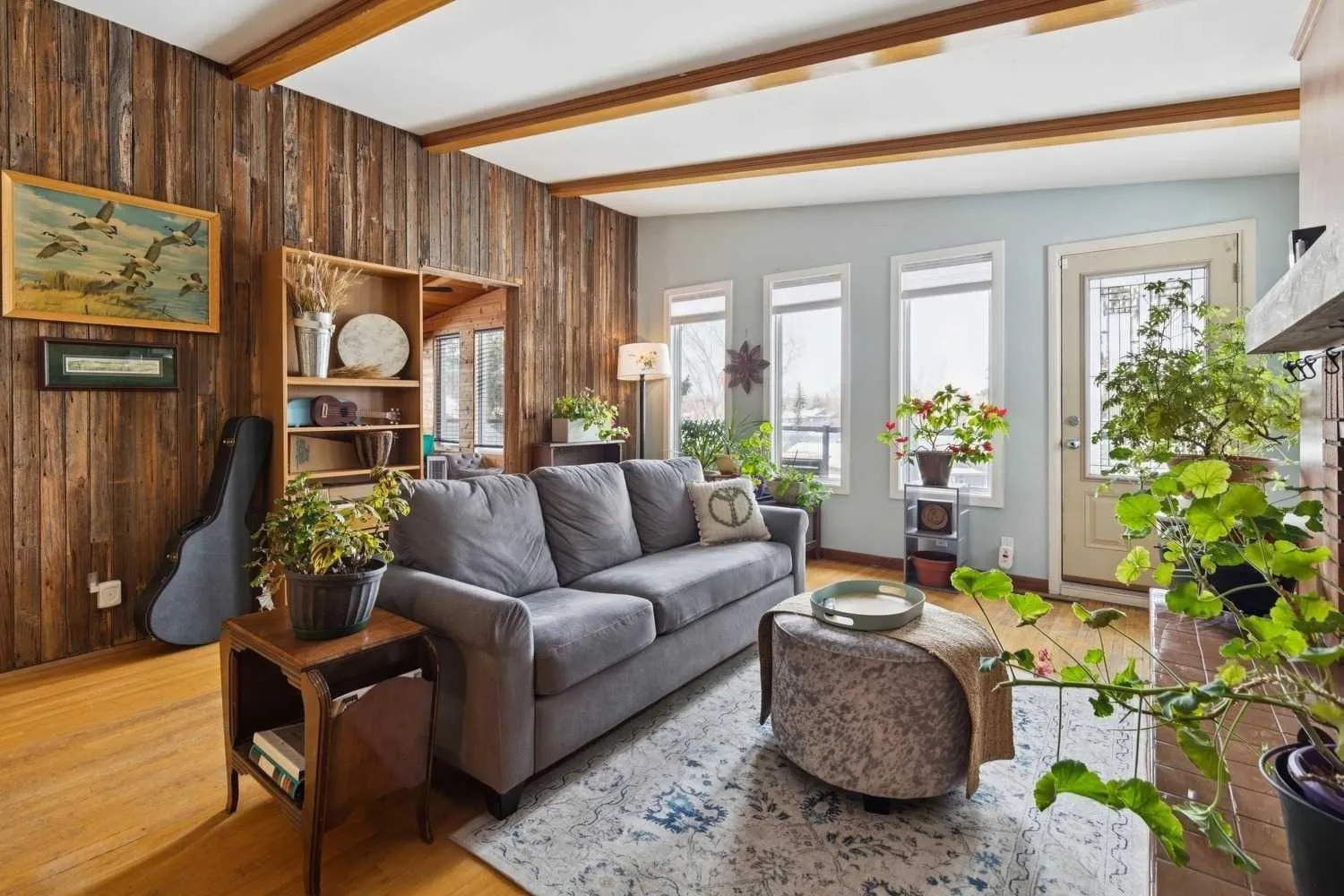 3232 15 Nw Street, Calgary