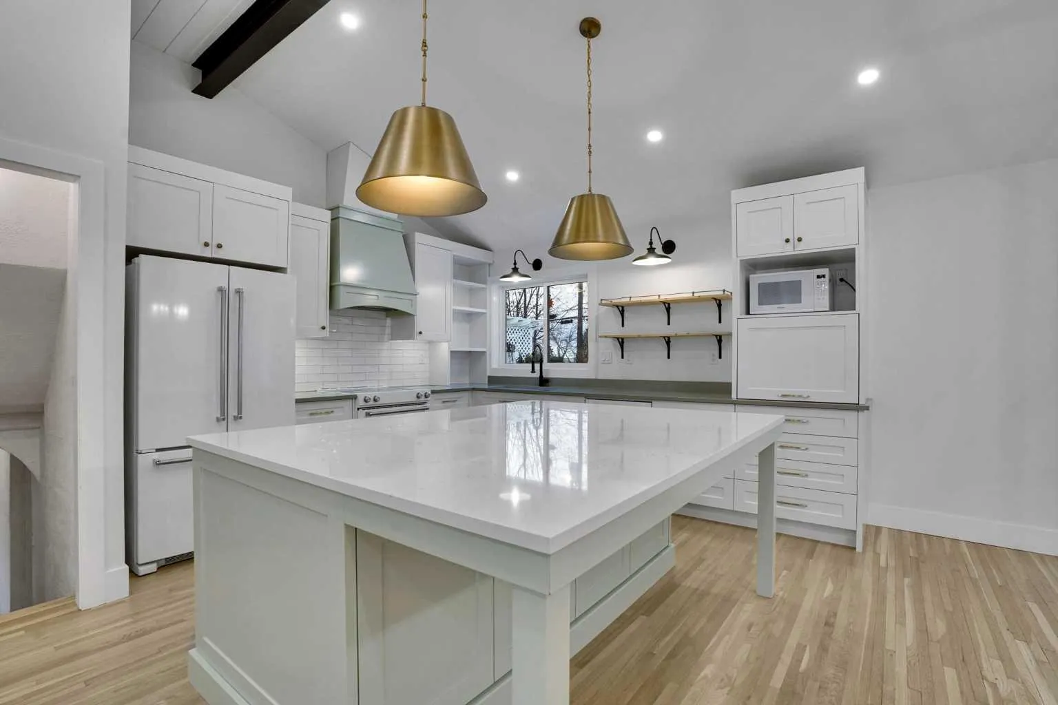 64 Hartford Nw Road, Calgary