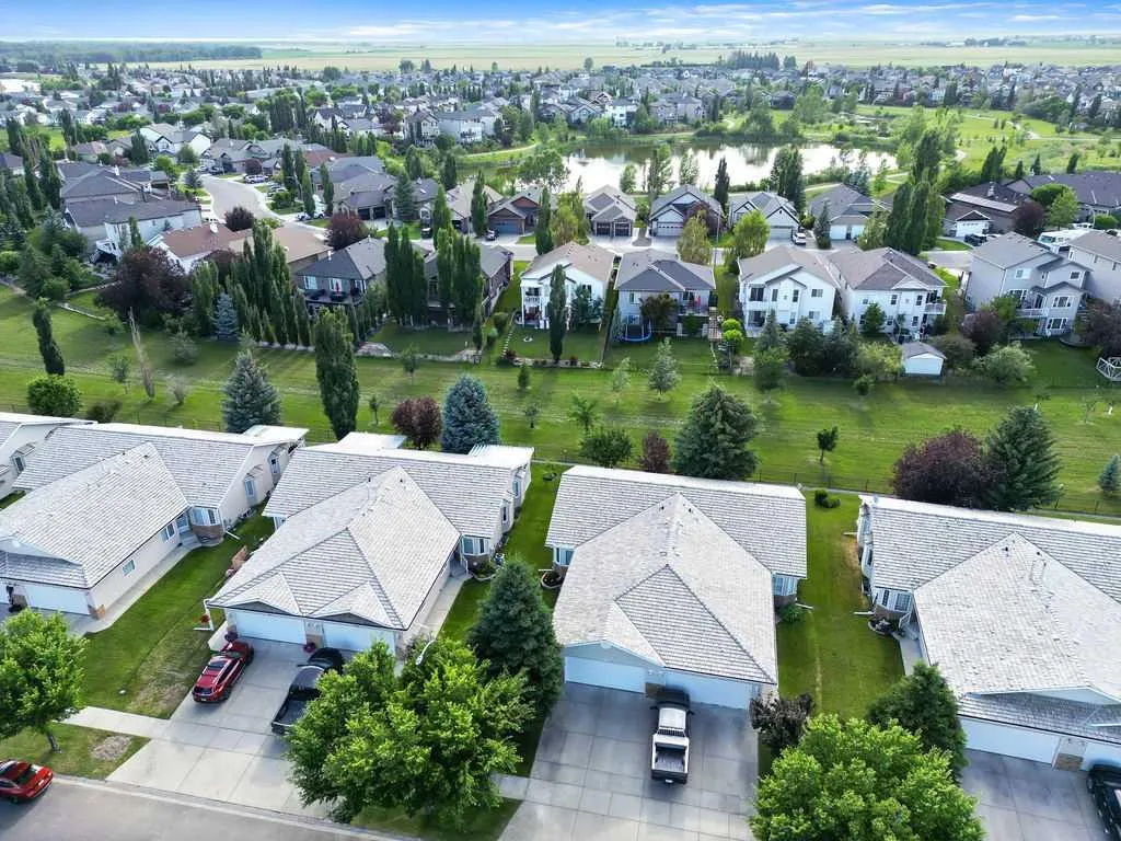 601 Riverside Nw Drive, High River