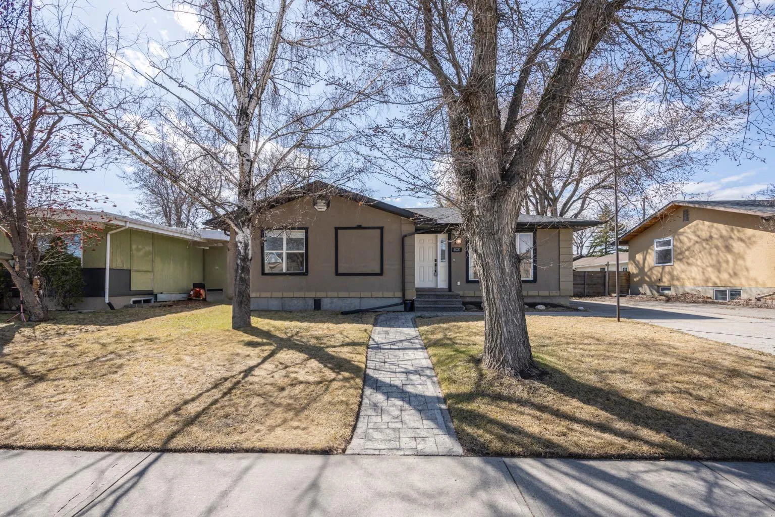 6031 Lacombe Sw Way, Calgary