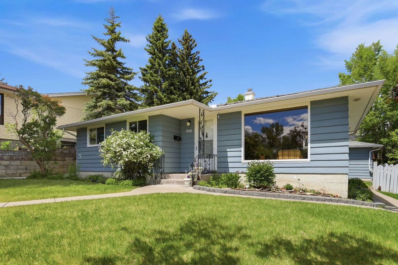 908 30 Nw Avenue, Calgary