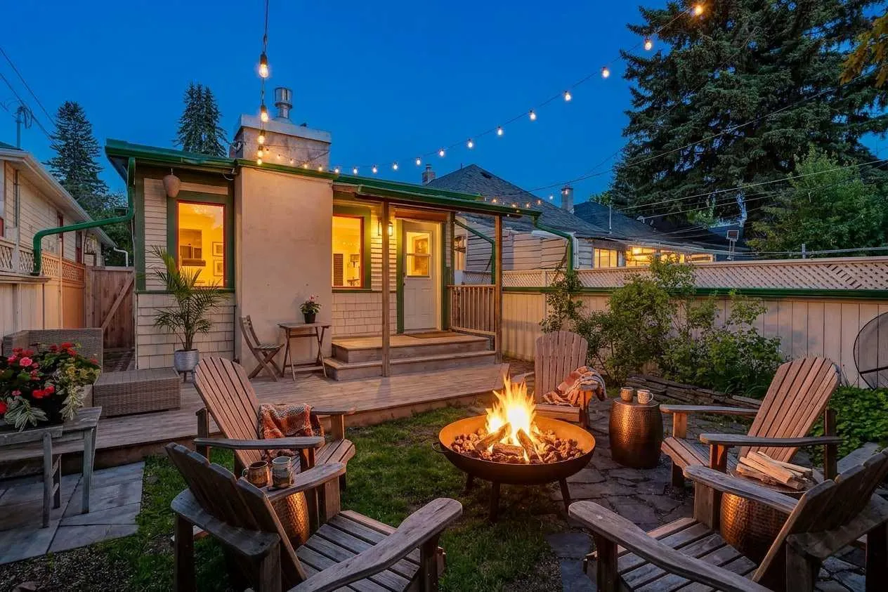 728 4a Nw Street, Calgary