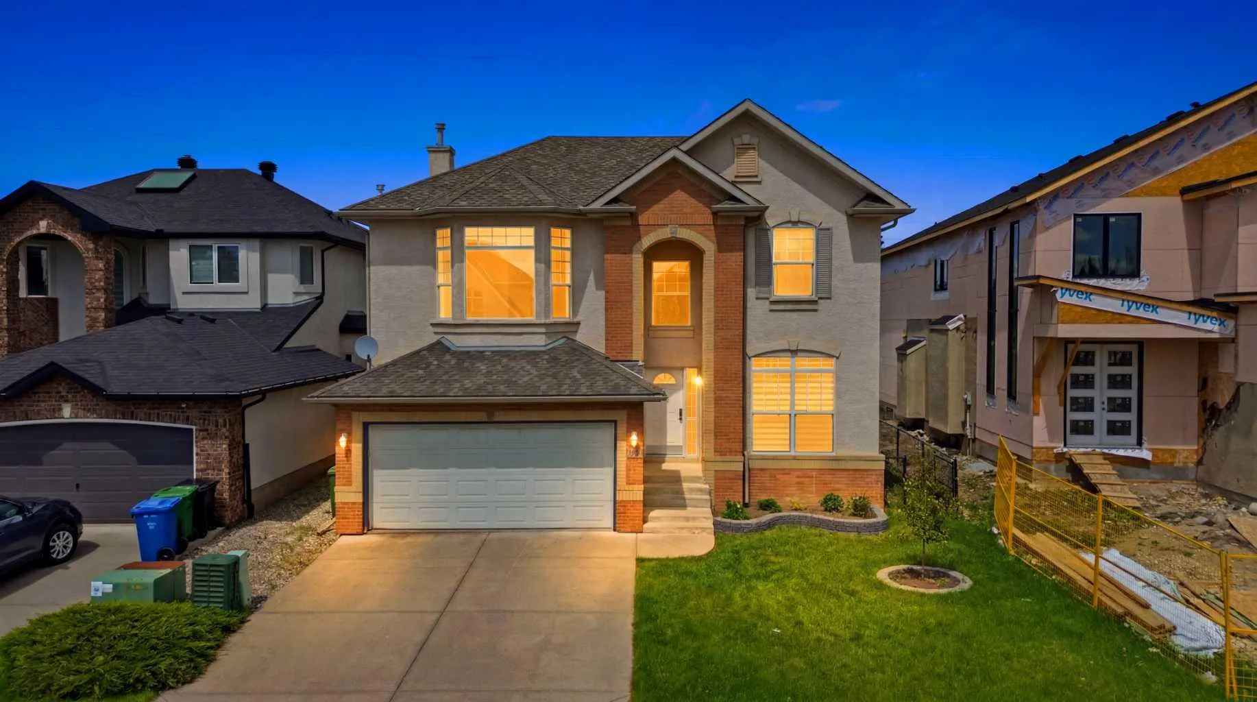 1433 Strathcona Sw Drive, Calgary