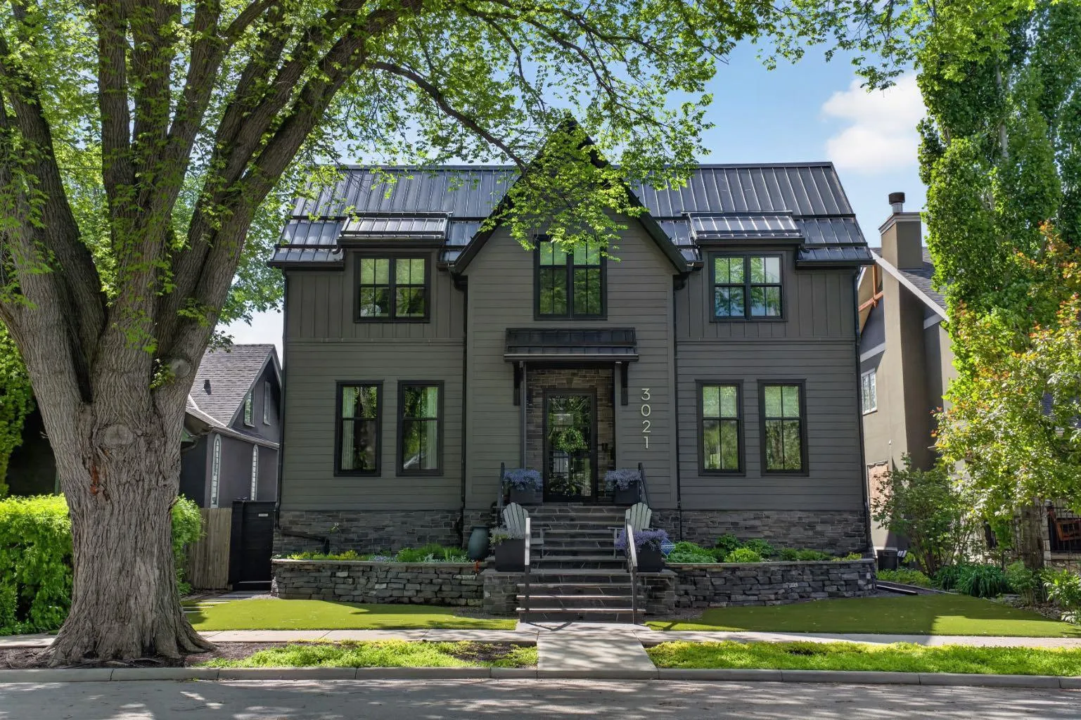 3021 3 Sw Street, Calgary