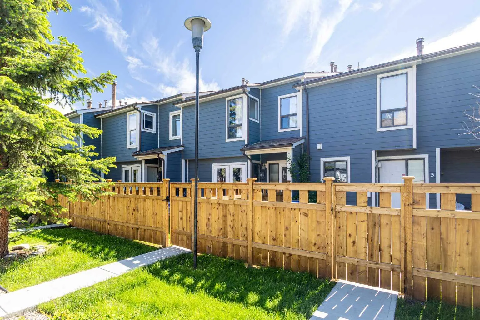 203 Grier Ne Terrace Unit 4, Calgary