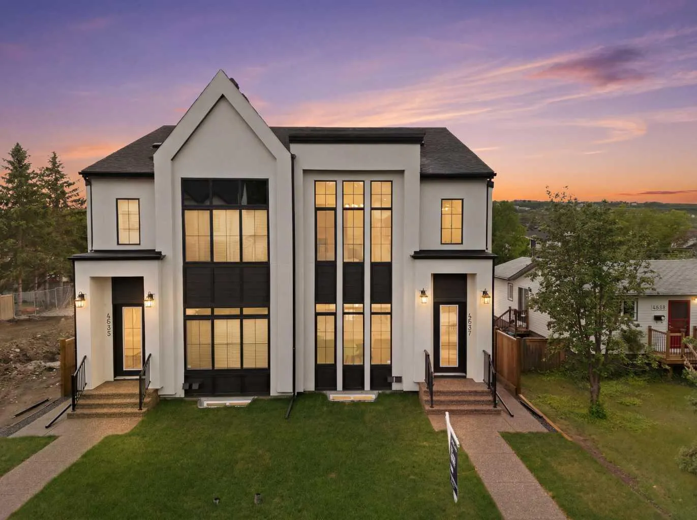 4537 21 Nw Avenue, Calgary
